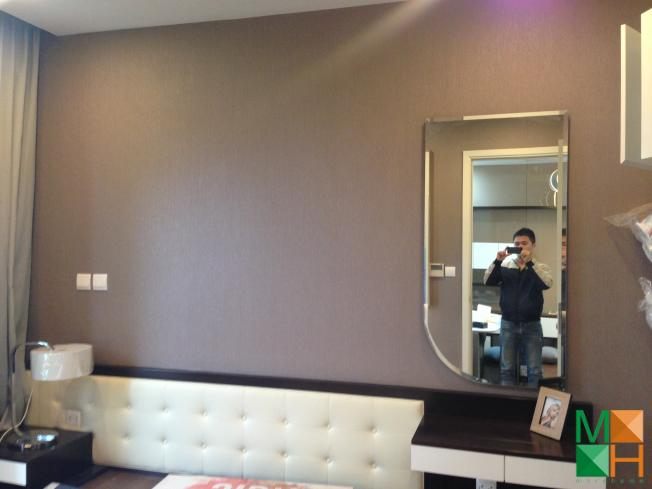 thi-cong-giay-dan-tuong-can-ho-mau-imperia-garden (13)